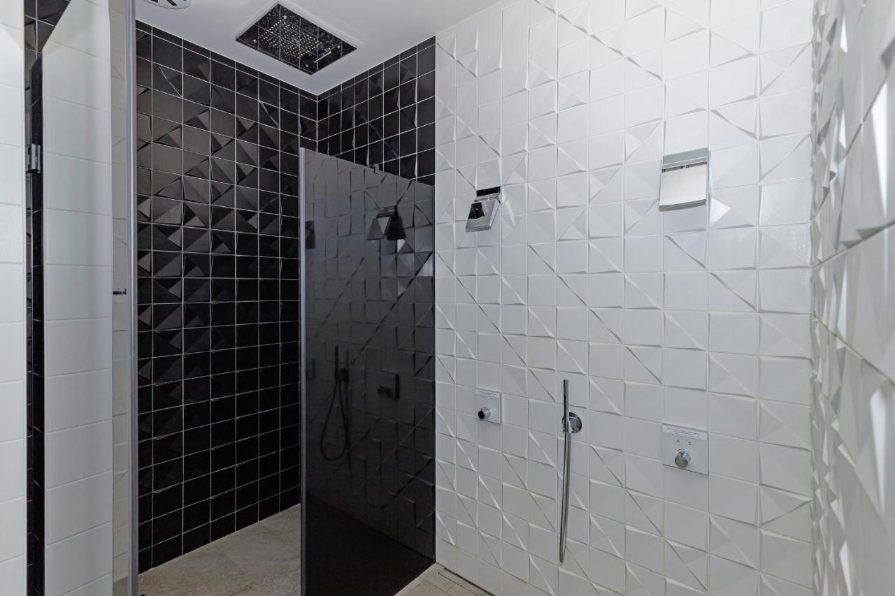 Aparthotel Waterkant Suites - Fewos Am Meer Mit Spa Бёргеренде-Ретвиш Экстерьер фото