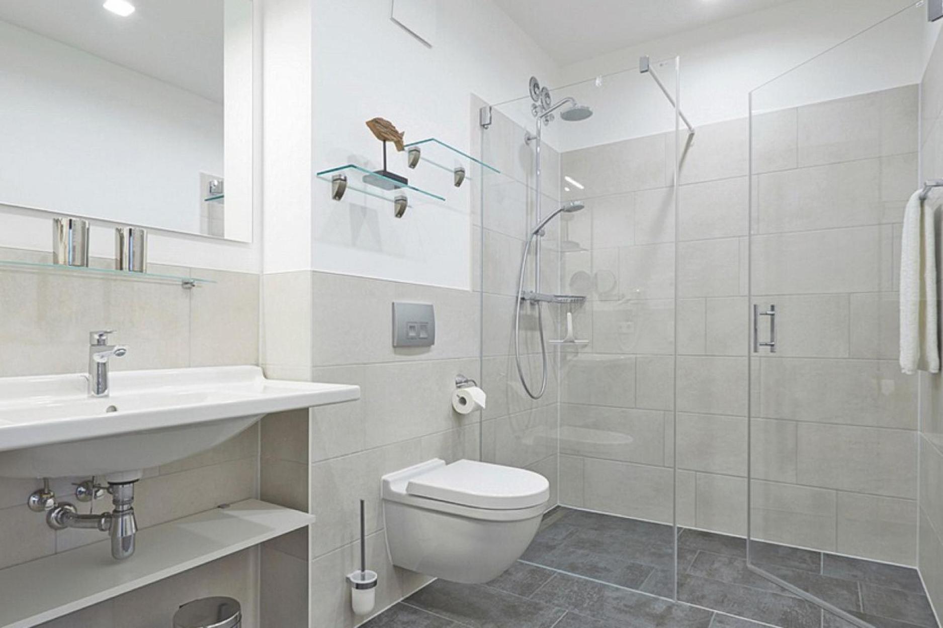 Aparthotel Waterkant Suites - Fewos Am Meer Mit Spa Бёргеренде-Ретвиш Номер фото
